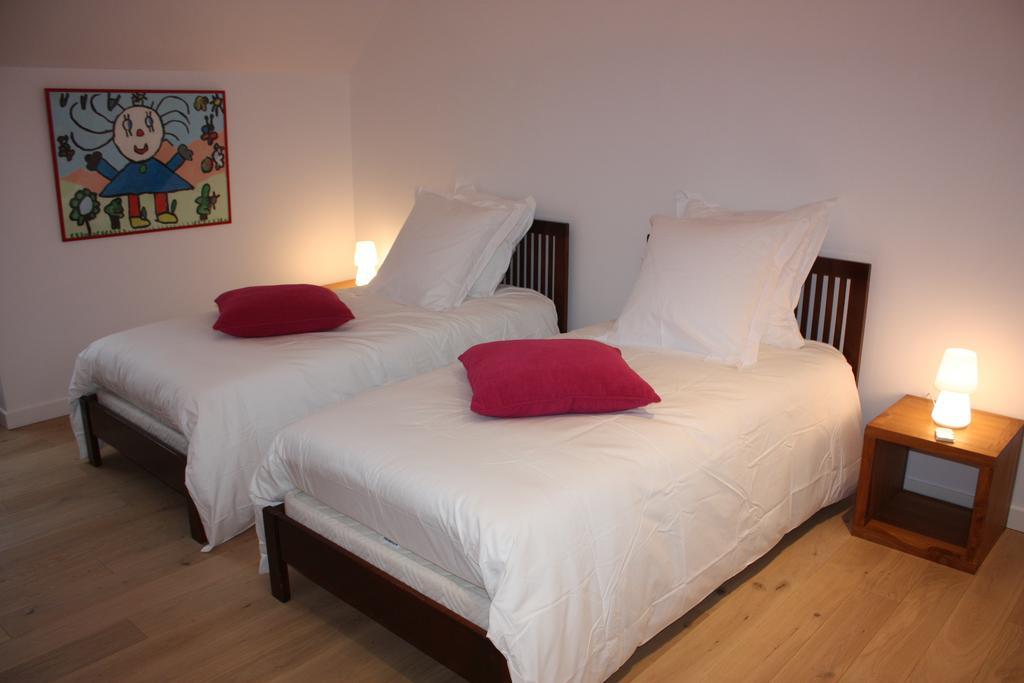 Les Chambres D'Hotes De Kerasquer Lannilis Room photo