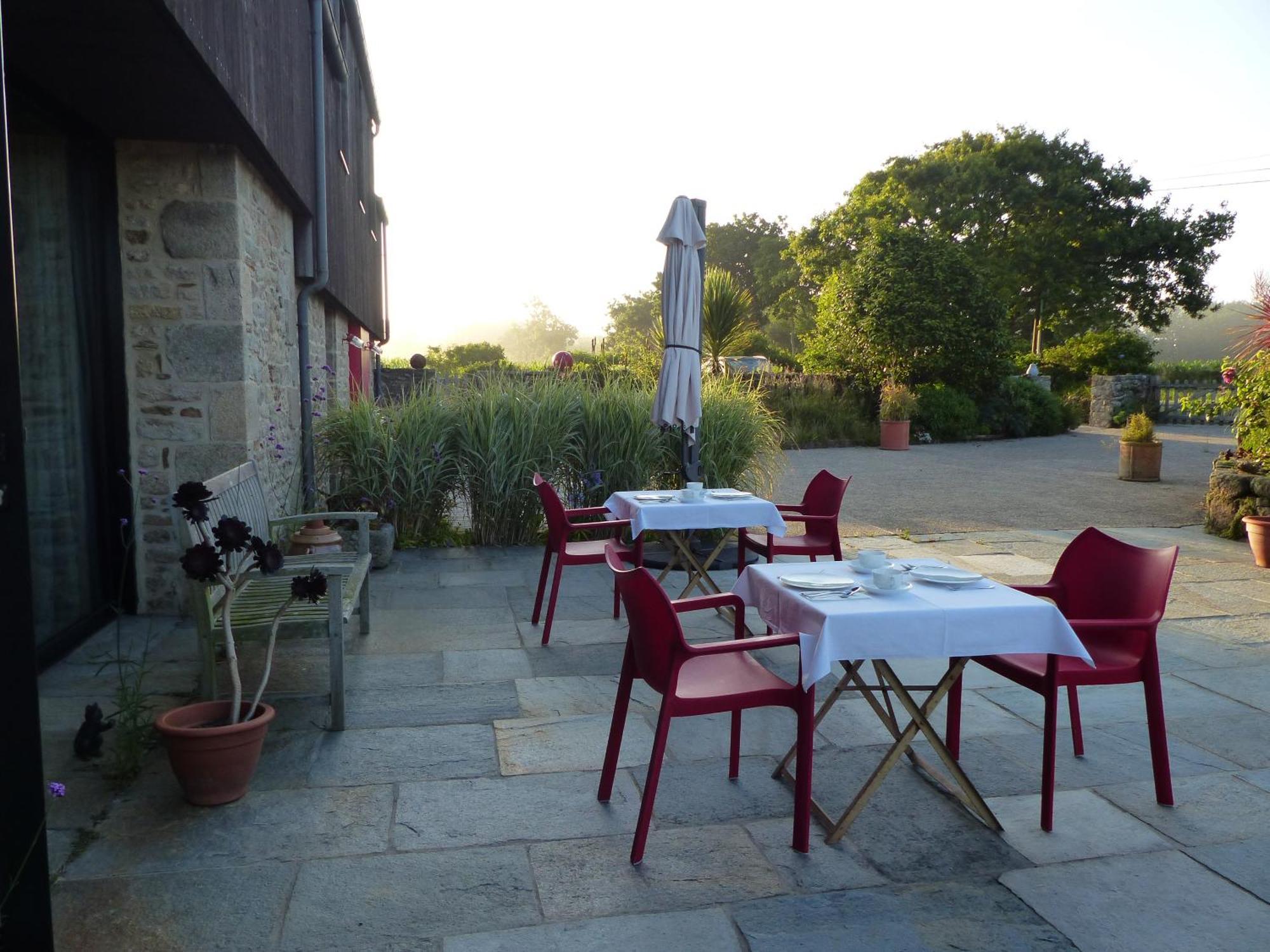 Les Chambres D'Hotes De Kerasquer Lannilis Exterior photo